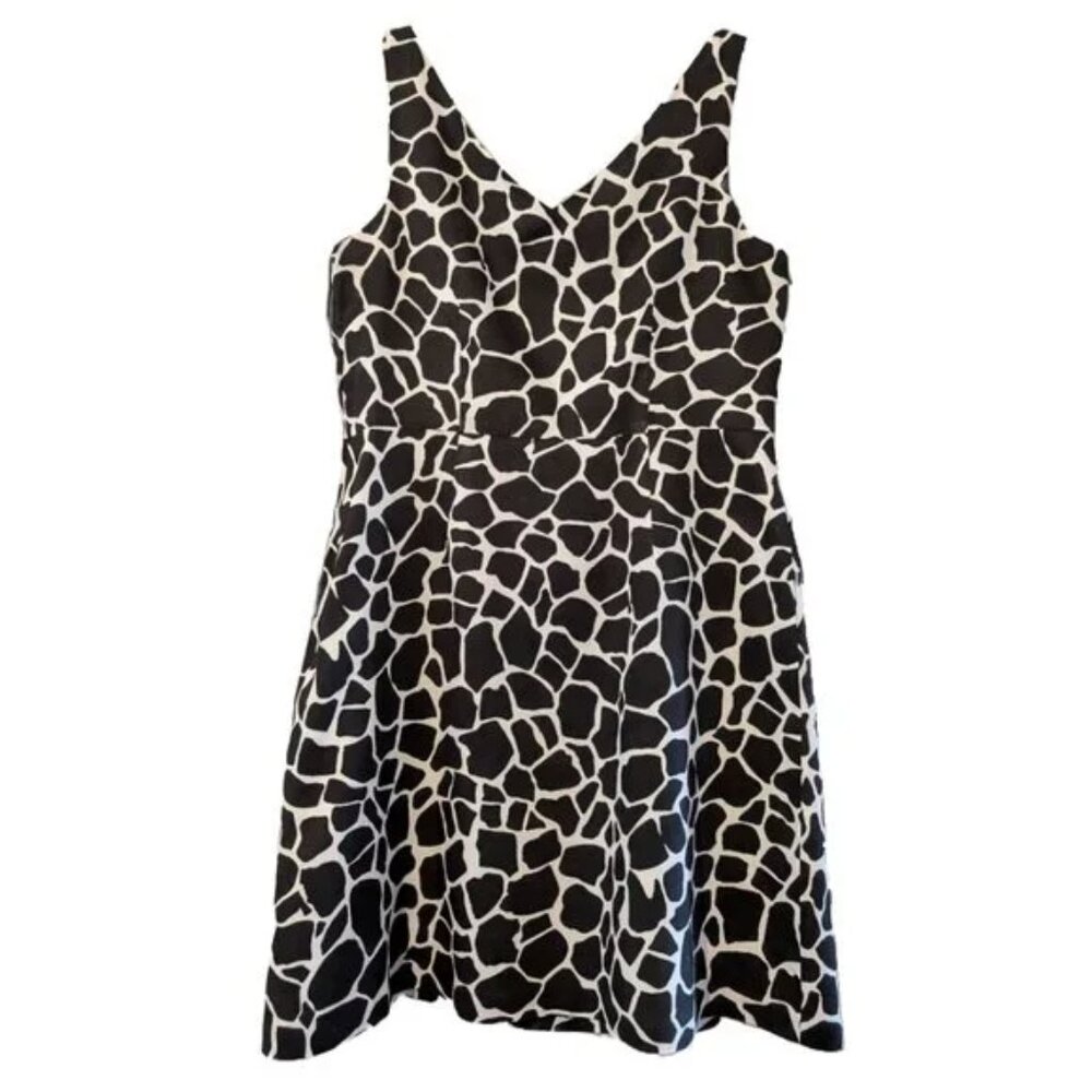 Ann Taylor Black and White Giraffe Print Cotton Dress - Size 12P - Picture 2 of 7